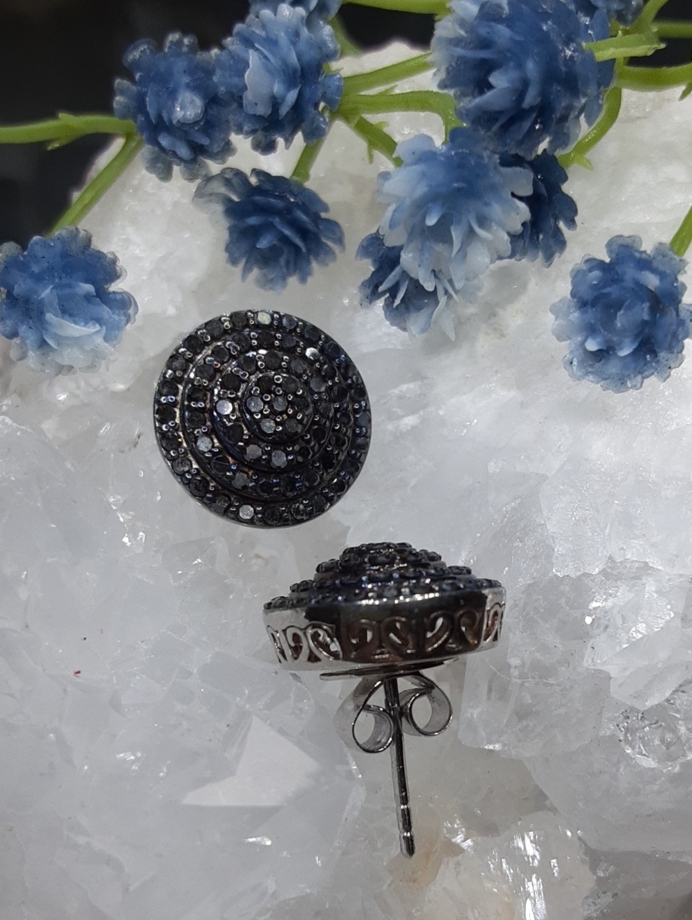925 Genuine Black Diamond Stud Earrings. Price Is Firm. - Picture 6 of 6